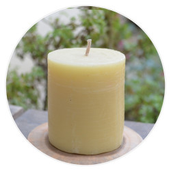 100% Pure Beeswax Cylinder Shaped Candle